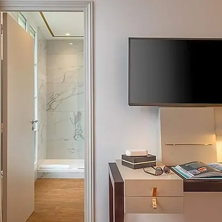 Le Walt By Inwood Отель 4*